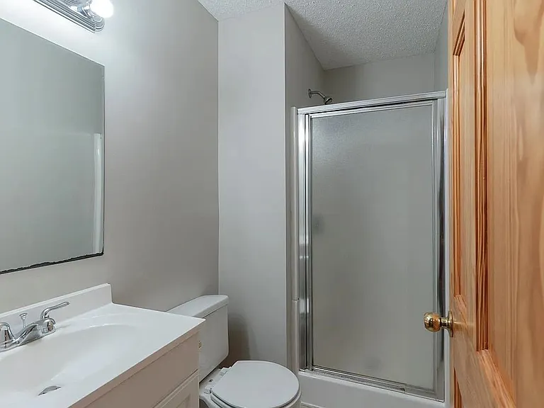 8413 Lobelia Ct — Photo 25