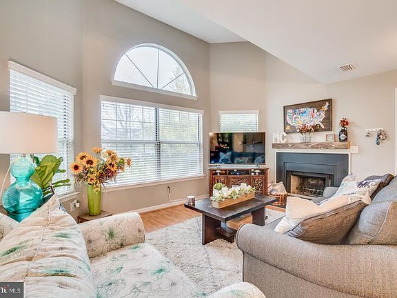 3rd image of 5612 Willoughby Newton Dr Unit 26