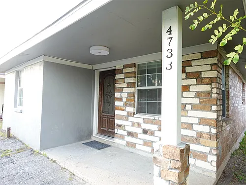 4721 Denmark St Photo 1