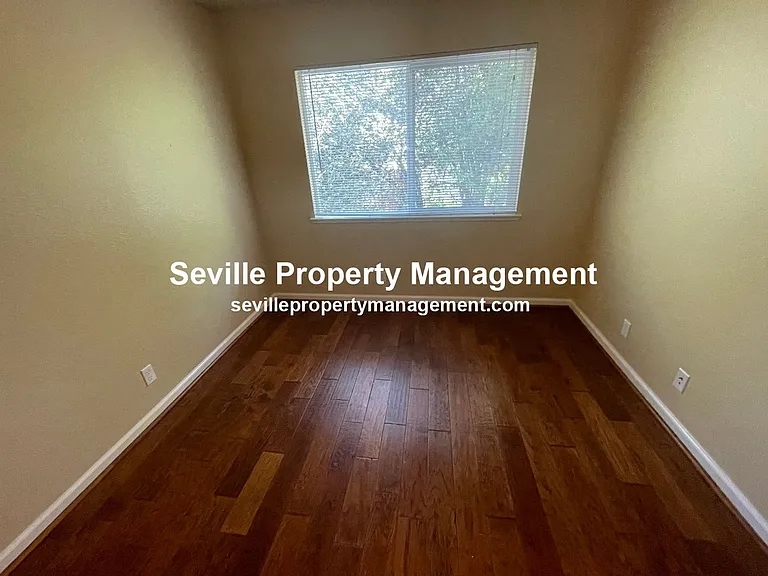 33 Deering Ct — Photo 11