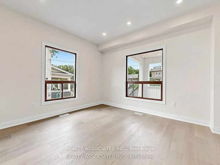 6058 Culp St — Photo 17