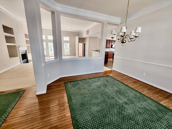 4th image of 2711 Magnolia Woods Dr