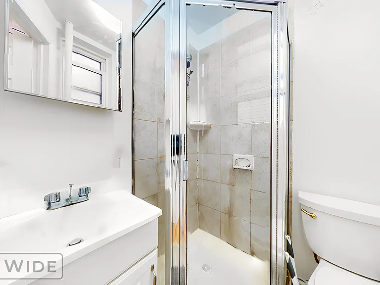 337 E 49th St #21 — Photo 4