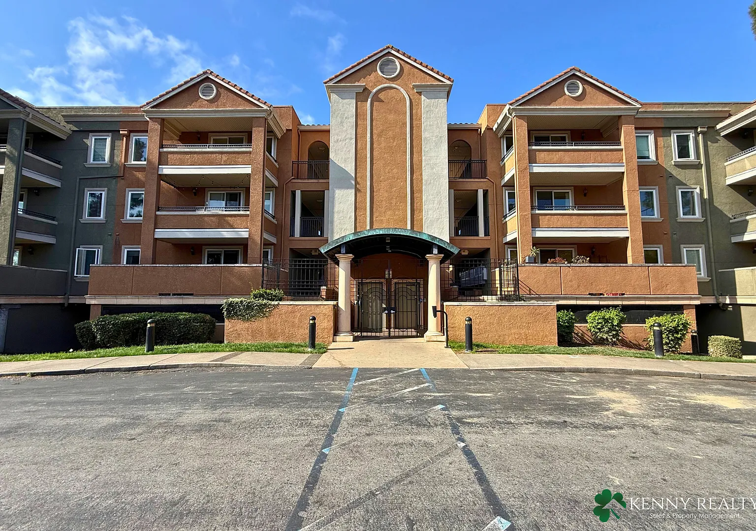 401 S Norfolk St. — Photo 1