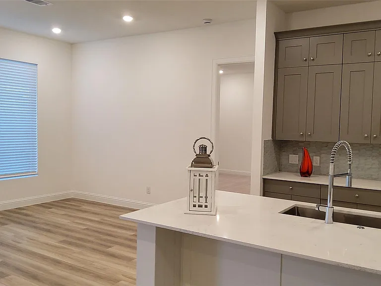 30607 Bahia Oak Bnd — Photo 6