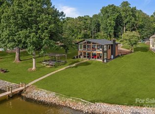 4159 Todd St, Sherrills Ford, NC 28673