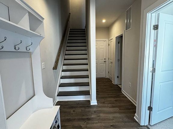5th image of 1636 Bay Cedar Dr