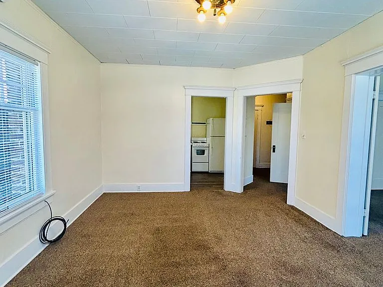 207 Yakima St — Photo 27