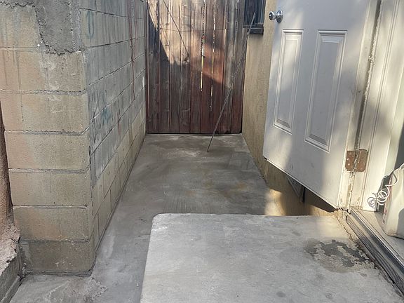 5th image of 5651 Quinn St APT B