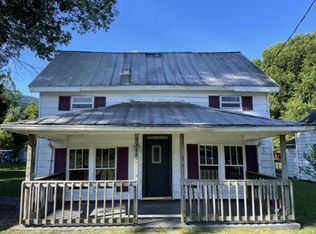 3832 Flat St, Big Stone Gap, VA 24219