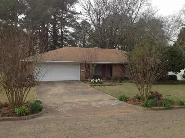 6145 Ferncreek Dr, Jackson, MS 39211