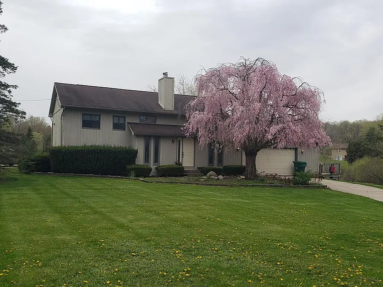 6807 E Galway Cir — Photo 2