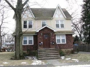 107 Roosevelt Ave, Dumont, NJ 07628