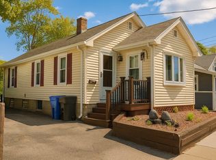 129 Lake St, Waltham, MA 02451