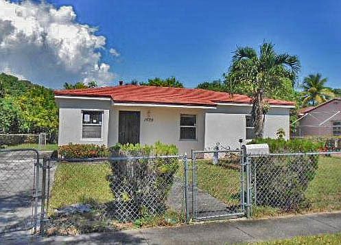 1st image of 1625 NW 124th St