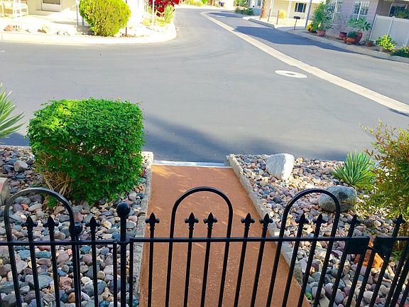 22 club cirecl front cute gate