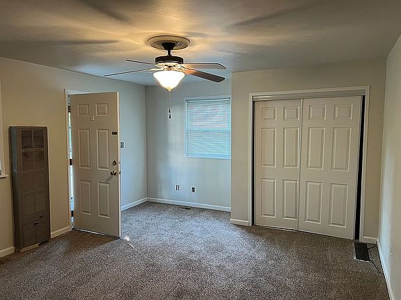 4th image of 501 N Fairbanks Ave