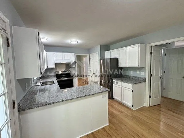 302 Rushingwater Dr — Photo 8