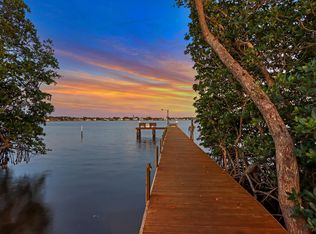 18907 N Golden Hawk Trl, Jupiter, FL 33458