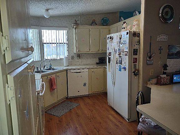 3rd image of 4800 Lakeland Harbor Cir #46