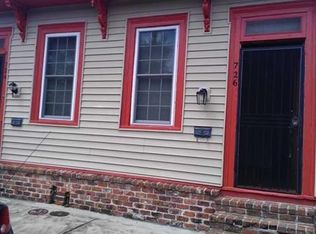 726 Toledano St, New Orleans, LA 70115
