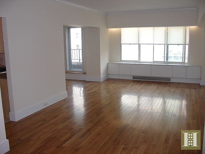 2nd image of 60 W 57th St APT 17A