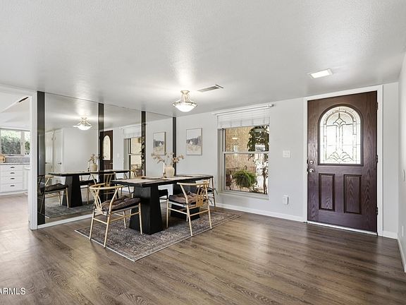 3rd image of 240 N ANCORA Drive N