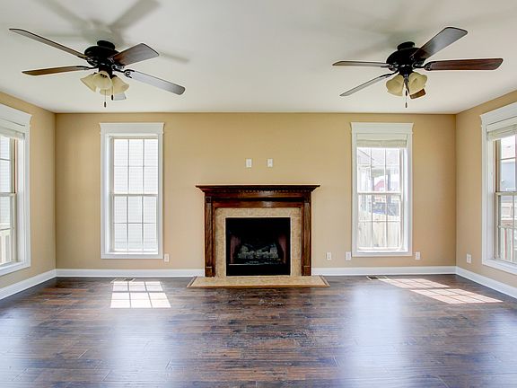 3rd image of 3776 Suiter Rd