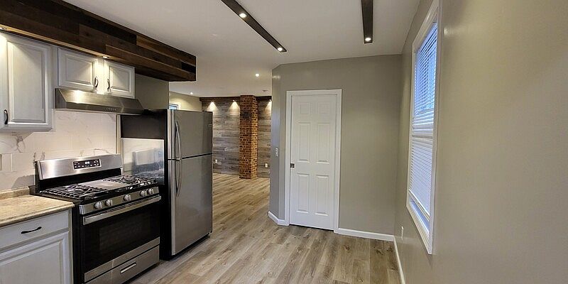 1st image of 38 Delaware Ave #1