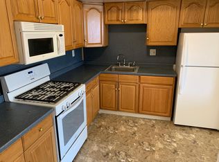 12032 Academy Rd, Philadelphia, PA 19154