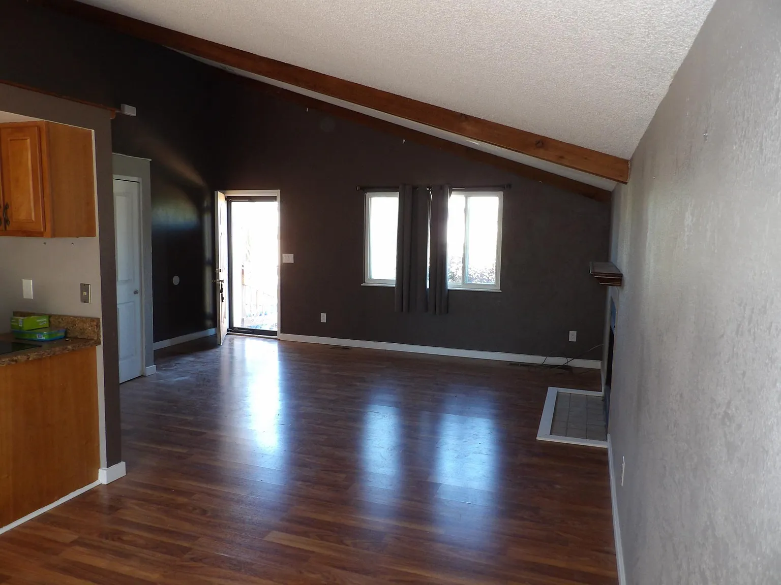 4 bed, $1,825 — Photo 4