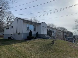 168 Beatrice Dr, West Haven, CT 06516