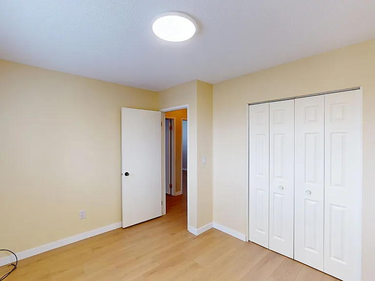 102 Huntington Park Bay NW — Photo 12