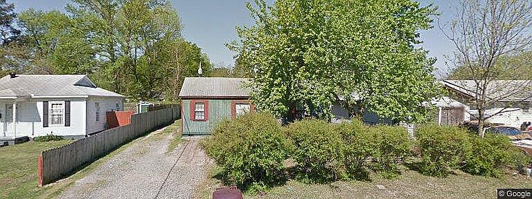 2nd image of 2108 S Cypress St
