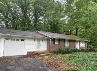 2761 Kecoughtan Rd, Pfafftown, NC 27040