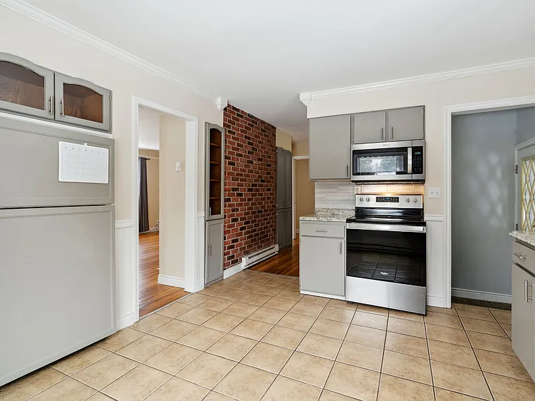 701 S Evergreen Rd — Photo 9