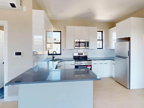 2076 E 17th St Unit 2C, Brooklyn, NY 11229