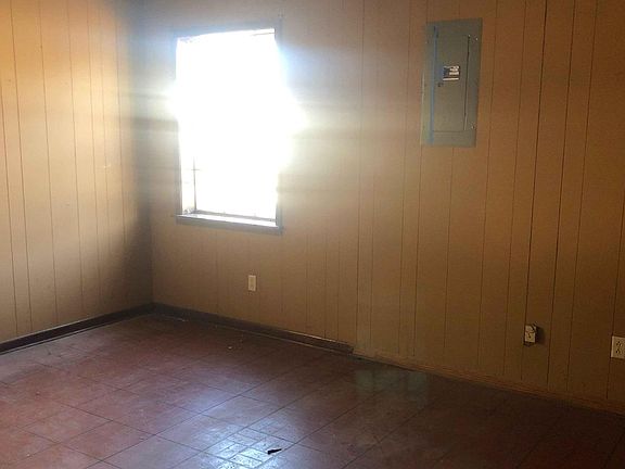 5th image of 71 Lilly Dr