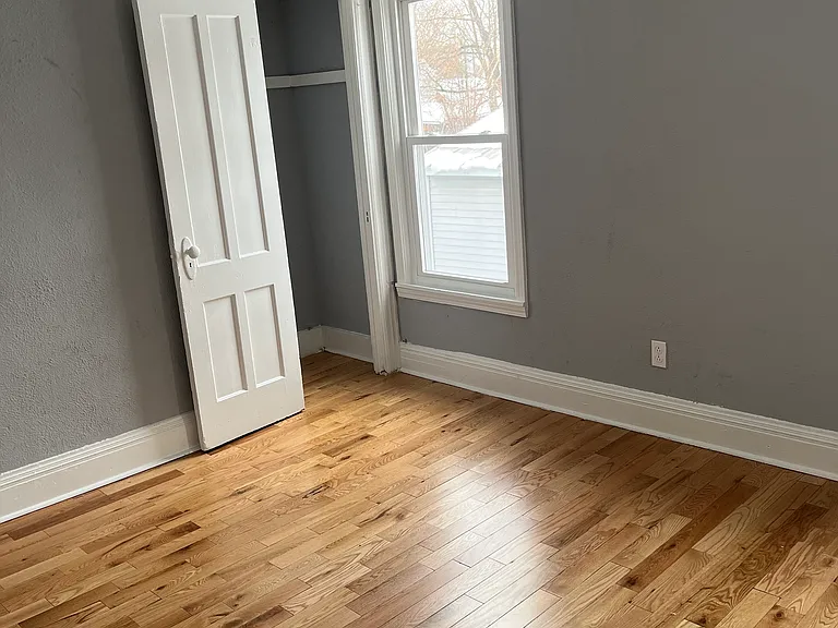 513 Milgate St #3 — Photo 7