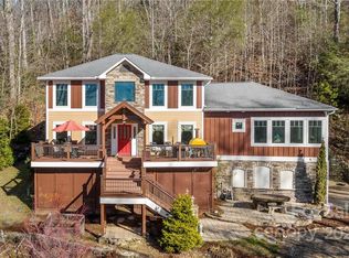 77 Ivy Cove Rd, Fairview, NC 28730