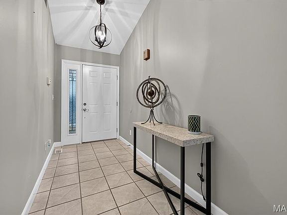 4th image of 1513 Hawkins Corners Dr