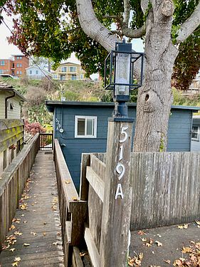 2nd image of 519A Riverview Dr
