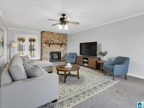 2220 Headrick Rd, Bessemer, AL 35022