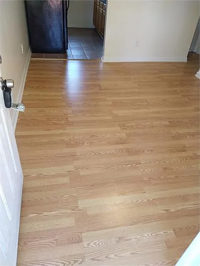 693 Dalvigney St NW — Photo 6