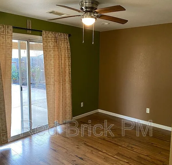 1134 Partridge Dr — Photo 4