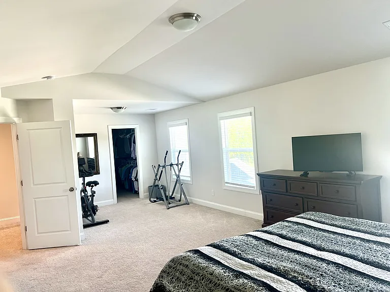 500 Rome Ct — Photo 38