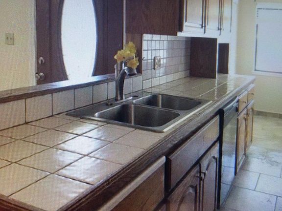 3rd image of 26 Flamingo Ct