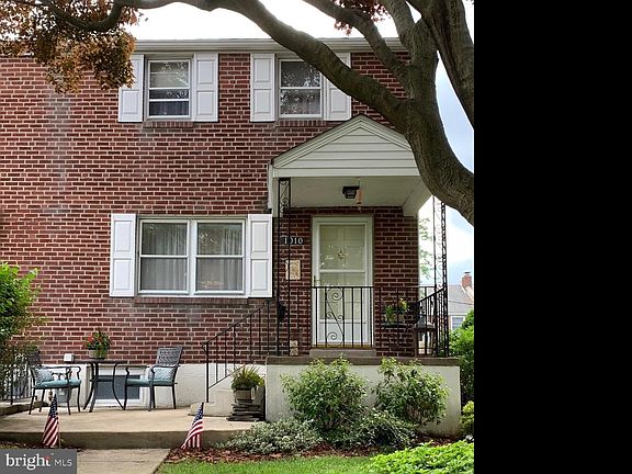 3rd image of 1010 Agnew Dr