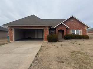 3833 W Cloverleaf Ter, Battlefield, MO 65619
