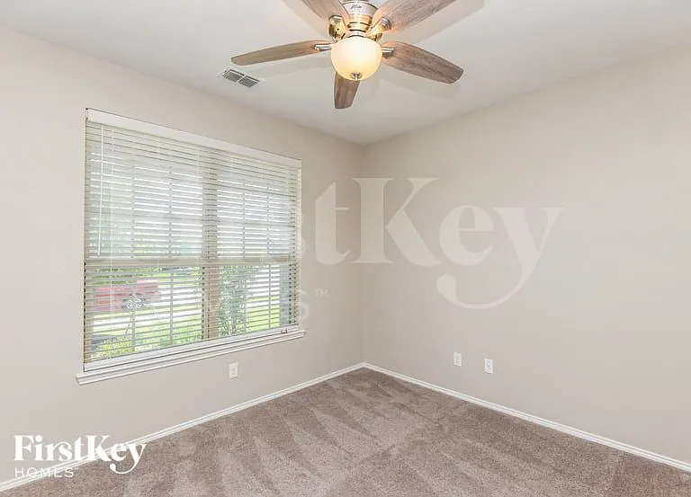 6252 Outrigger Rd — Photo 10